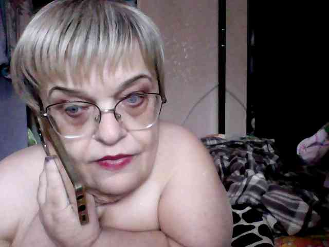 LLIyJluk webcam