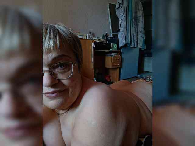 LLIyJluk webcam