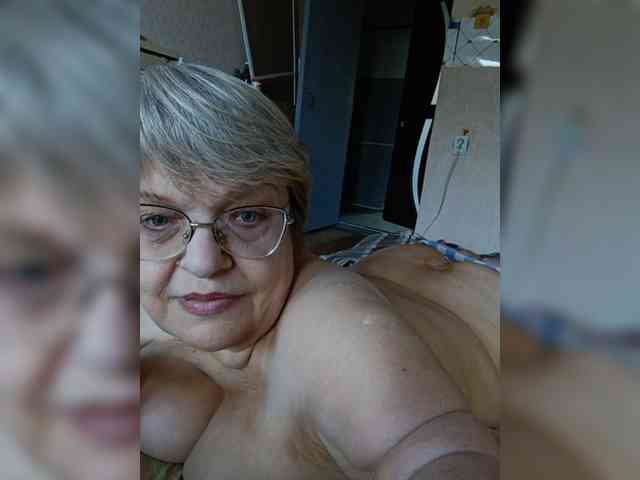 LLIyJluk webcam