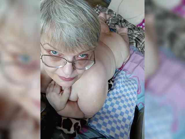 LLIyJluk webcam