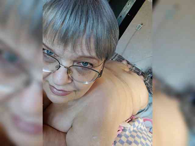 LLIyJluk webcam