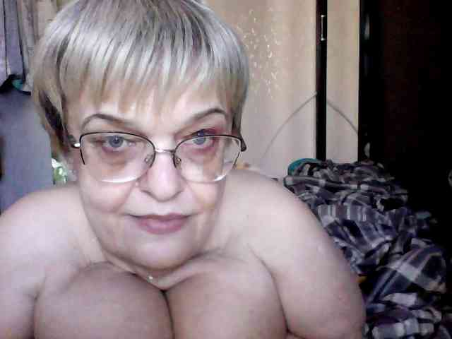 LLIyJluk webcam