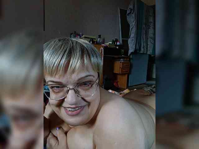 LLIyJluk webcam