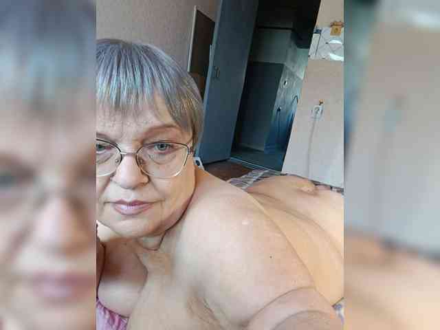 LLIyJluk webcam