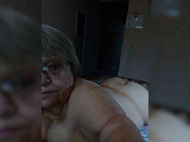 LLIyJluk webcam