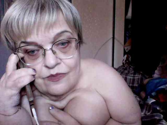 LLIyJluk webcam