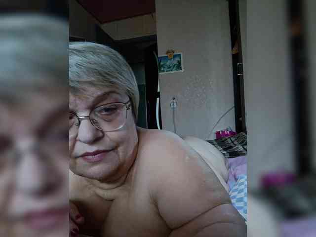 LLIyJluk webcam