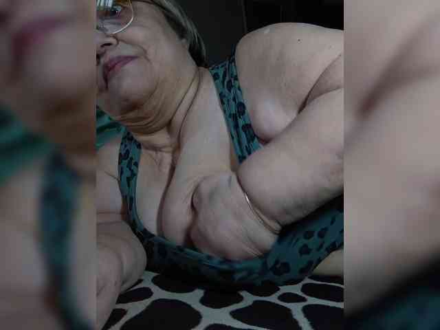 LLIyJluk webcam