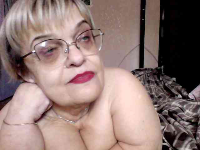 LLIyJluk webcam