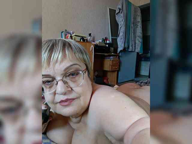 LLIyJluk webcam