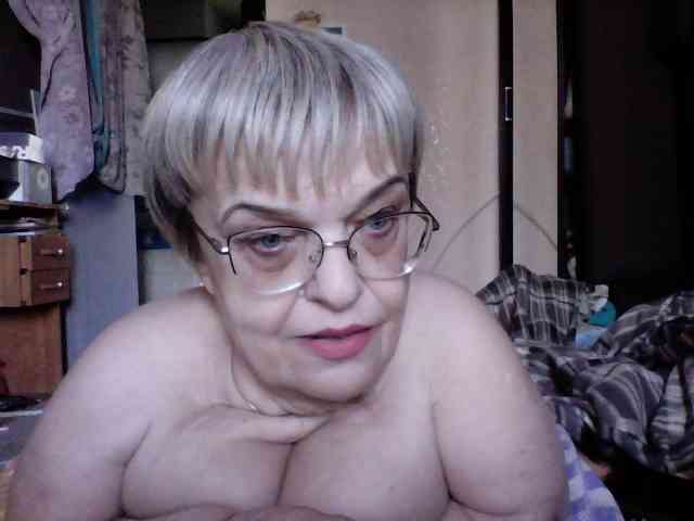 LLIyJluk webcam