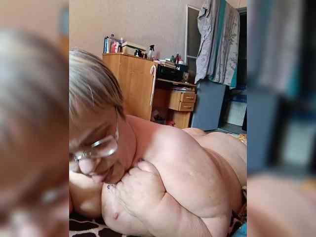 LLIyJluk webcam