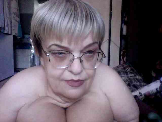LLIyJluk webcam