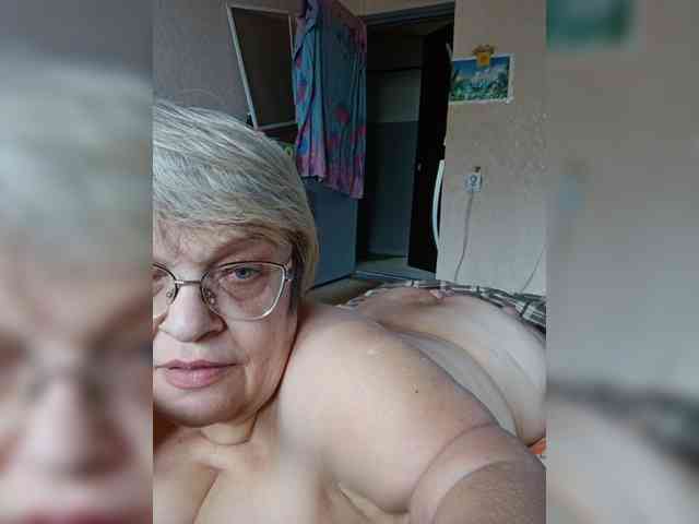 LLIyJluk webcam