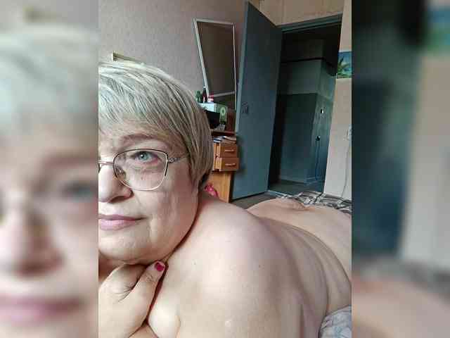LLIyJluk webcam