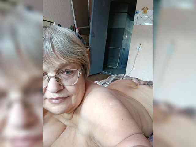 LLIyJluk webcam