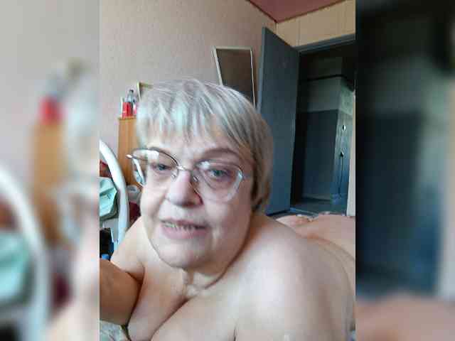 LLIyJluk webcam