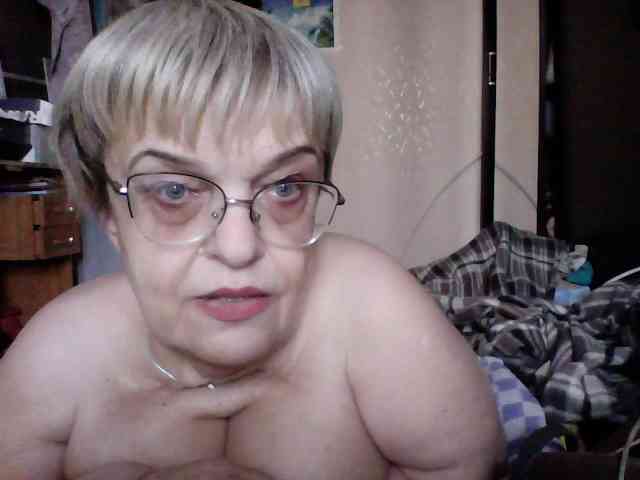 LLIyJluk webcam