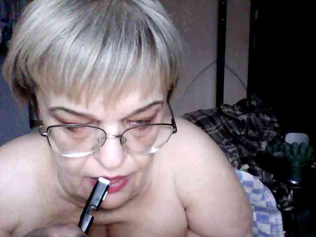LLIyJluk webcam