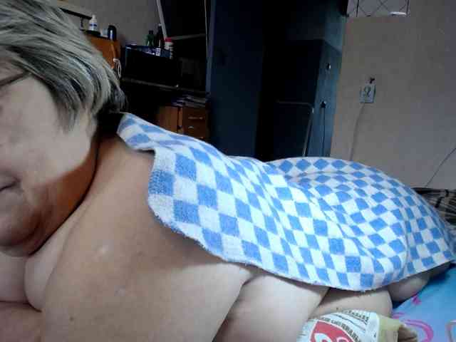 LLIyJluk webcam