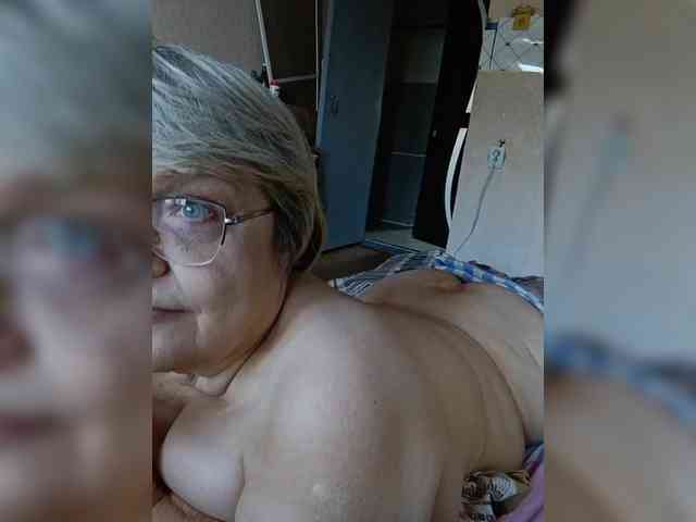 LLIyJluk webcam