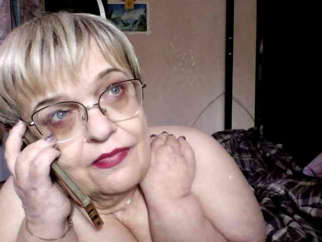 LLIyJluk webcam