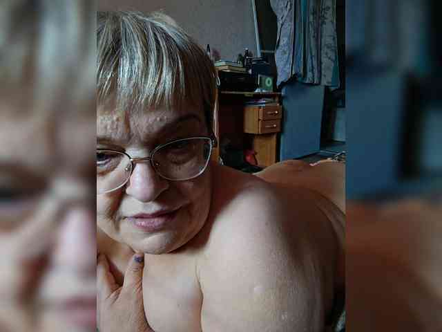 LLIyJluk webcam