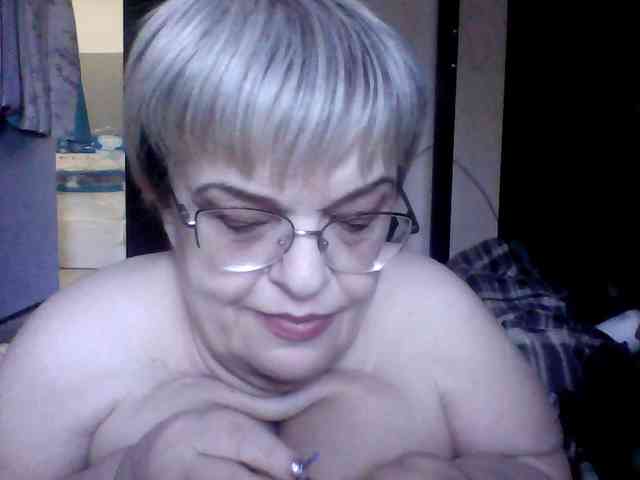 LLIyJluk webcam