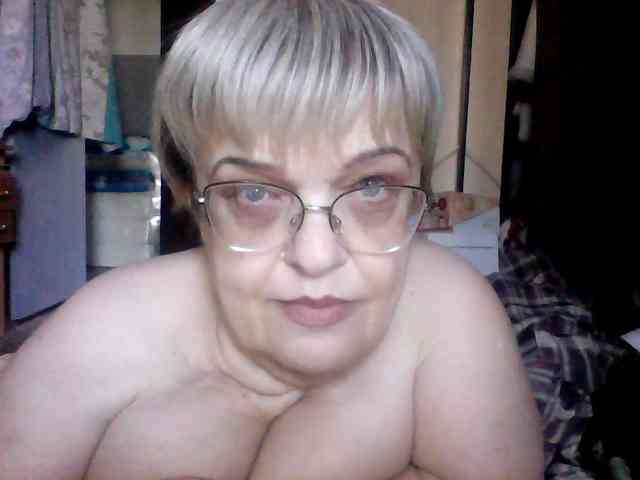 LLIyJluk webcam