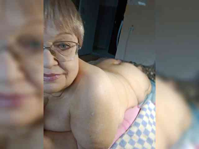 LLIyJluk webcam
