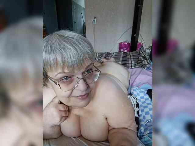 LLIyJluk webcam