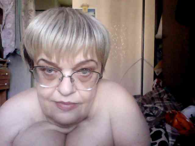 LLIyJluk webcam