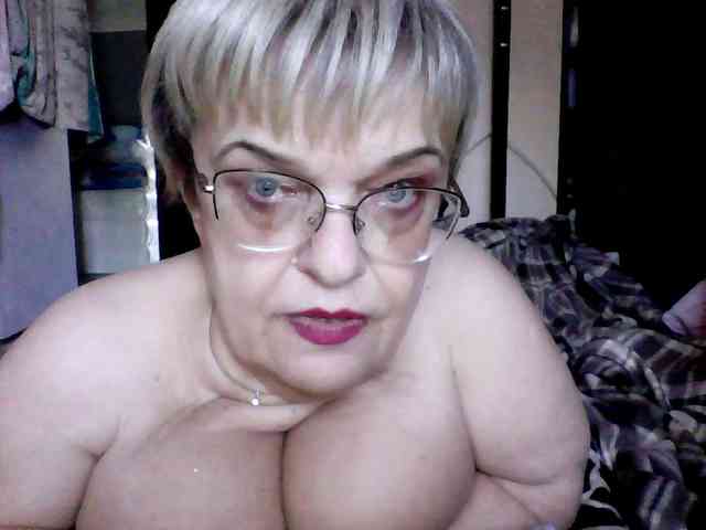 LLIyJluk webcam