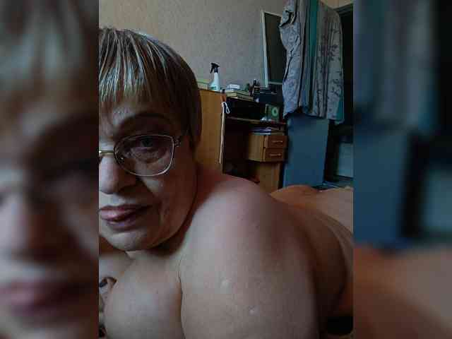 LLIyJluk webcam
