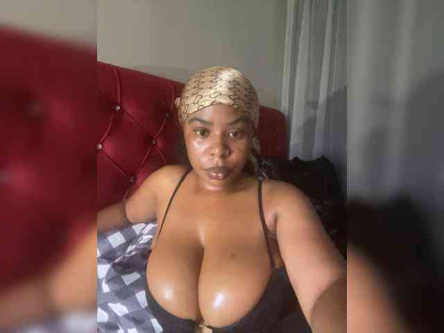 KaeBloom webcam
