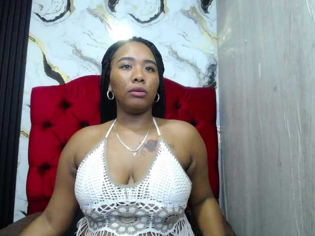 pamela-ebony live cam on BongaCams