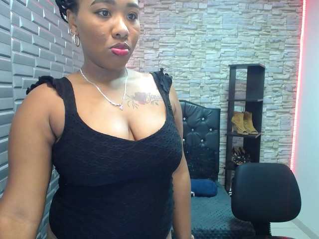 pamela-ebony cam en directo en BongaCams