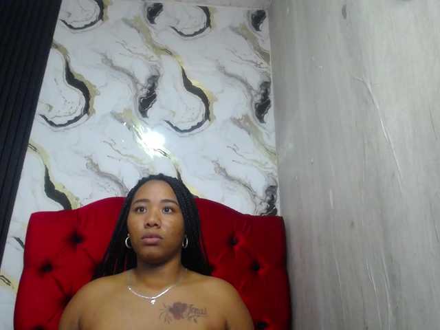 pamela-ebony live cam on