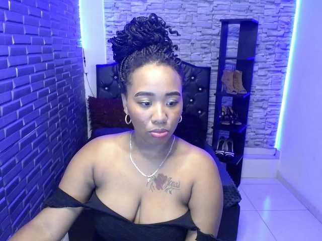 pamela-ebony live webcam show