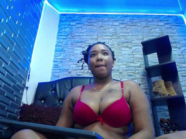 pamela-ebony live webcam show
