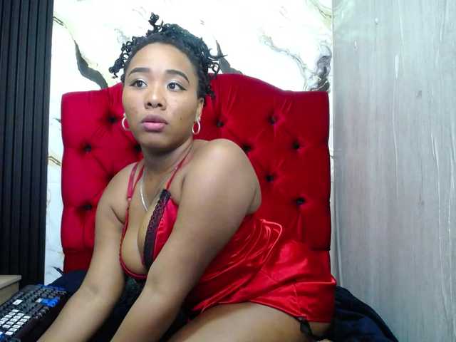 pamela-ebony live webcam show