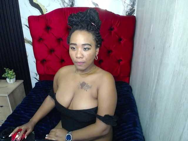 pamela-ebony live cam on BongaCams
