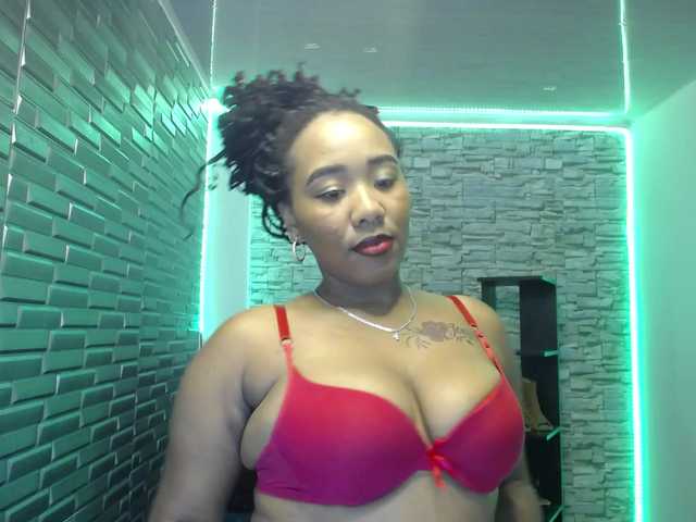 pamela-ebony live webcam show