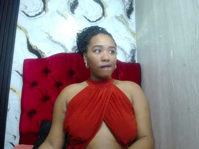 pamela-ebony live cam on BongaCams