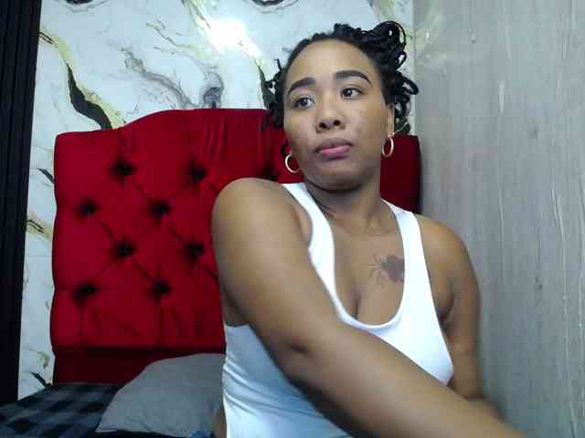pamela-ebony webcam