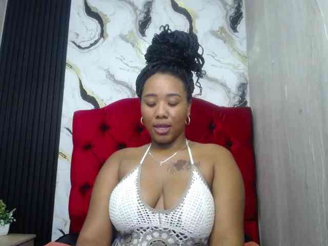 pamela-ebony pamela-ebony