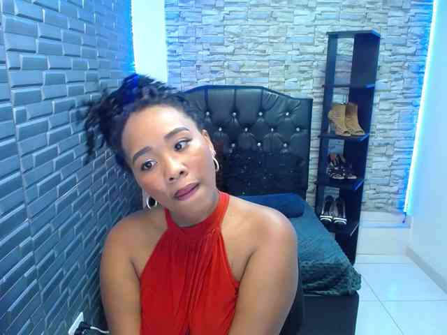 pamela-ebony webcam