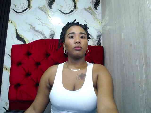 pamela-ebony webcam