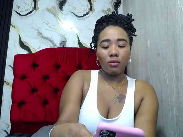 pamela-ebony webcam
