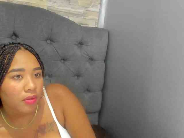 pamela-ebony webcam